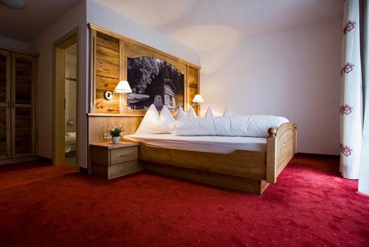 Hotel Pfandleralm San Martino In Passiria  Pokoj fotografie